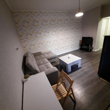 Futuristic 1 Bedroom Apartment Next To Vake Park تبليسي المظهر الخارجي الصورة